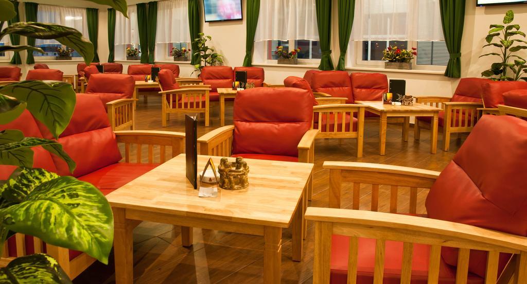 Winrooms "Hotel&Appartement" Wiener Neustadt Bagian luar foto